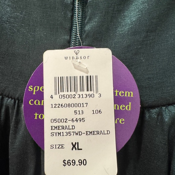 Elegant Green High-Low Dress - Picture 4 of 6